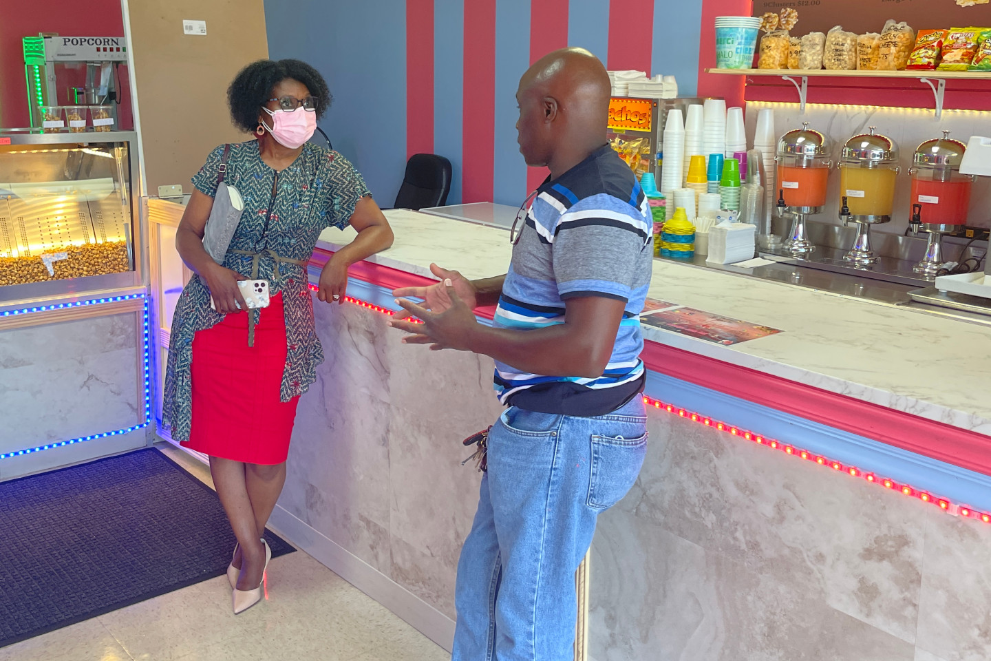 Johnson visits local popcorn shop for National Black Business Month urges more business owners to sign up for a tour 2